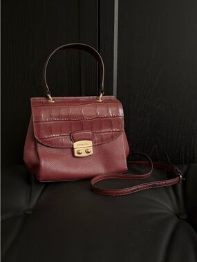 Coach Burgundy Croc-Embossed Small Purse with Removable Strap - NWOT